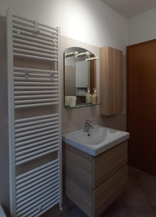 Piccolo E Confortevole Tra Trento E Riva Del Garda Villa Lagarina ภายนอก รูปภาพ