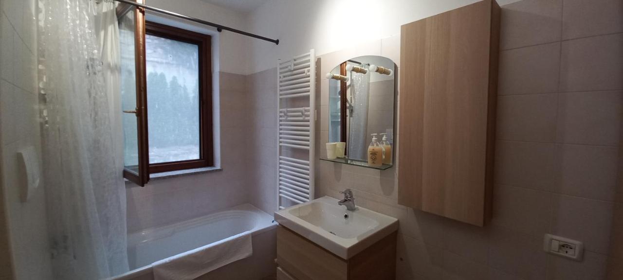 Piccolo E Confortevole Tra Trento E Riva Del Garda Villa Lagarina ภายนอก รูปภาพ
